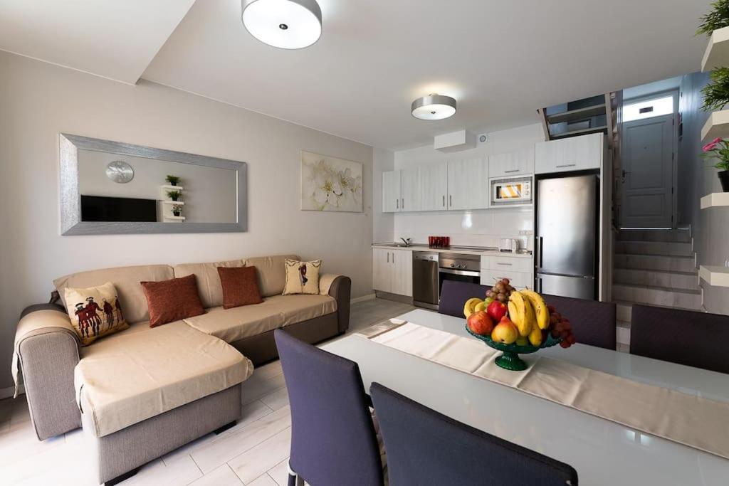 Beautiful Duplex In 3 Minutes Walking To The Beach In Playa De Las Americas מראה חיצוני תמונה